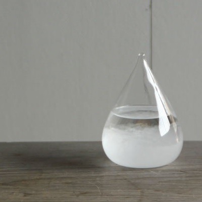 ガラスインテリアで光溢れる部屋づくり